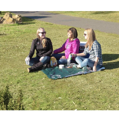 AMK SOL Nano Heat Blanket in use picnic