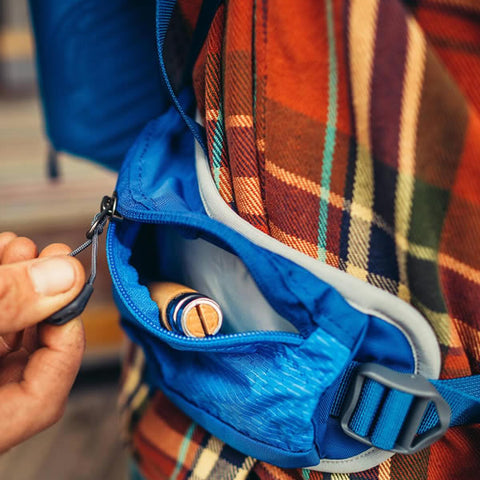 Gregory Miwok Men's 24 Litre Hiking Daypack zippered hipbelt pocket