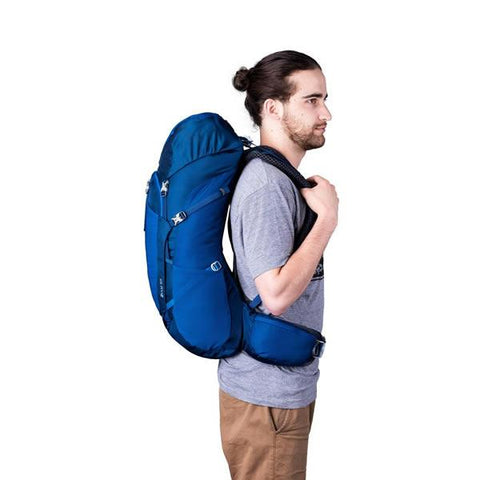 Gregory Zulu Men's Daypack Empire Blue in use side view
