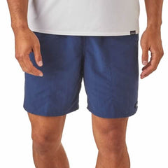 Patagonia Men's Baggies Longs 7 inch in use front view