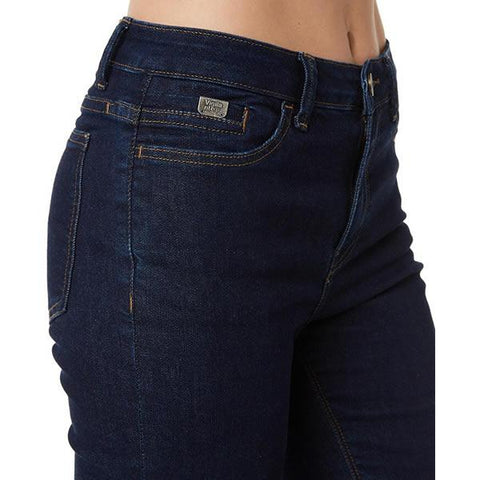 Vigilante Womens Gatechanger Travel Jeans side view in use