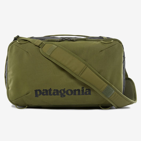 Patagonia Black Hole Mini Maximum Legal Carry On (MLC) Travel Bag 30 Litres